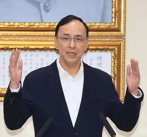 坐山观虎斗欧崇敬朱立伦指示郭侯暗中较量,自己坐收渔翁之利