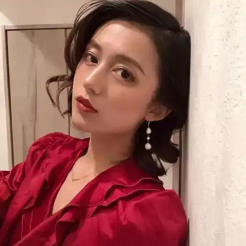 李诞结婚我很丧,但我想让你快乐婚姻