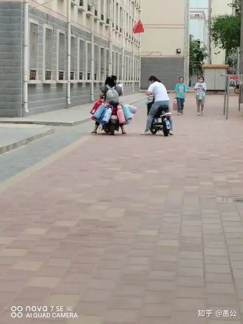 当代大学生沙雕日常