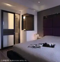 偕志宇黑白皮革总和出时尚奢华感