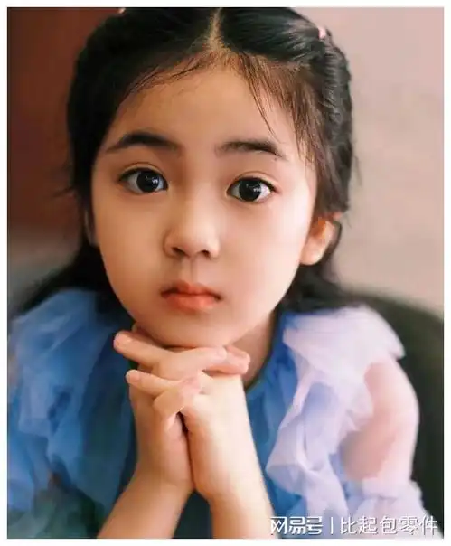 群星闪耀时冲李现追剧,却被小孩姐圈粉10岁小演员戏龄已6