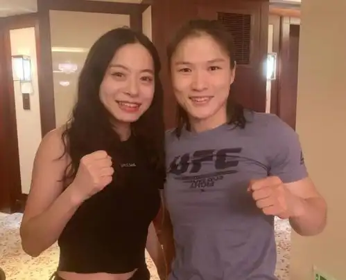 方便盛赞张伟丽她是女子打法男性化代表,一拳就能ko普通壮汉