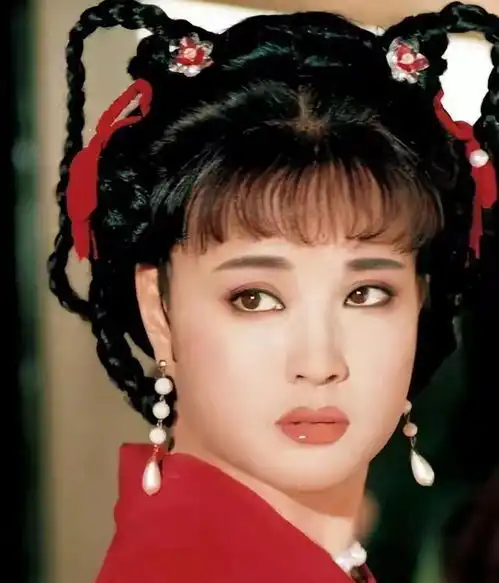 70岁演女儿,管54岁的叫爹这一次,刘晓庆又成功把观众恶心到了