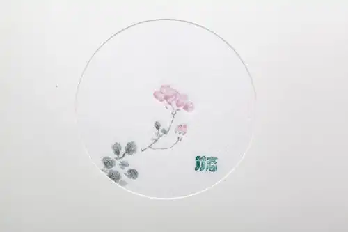 在纸巾上也能创作苏绣一针一线之下,苏绣焕发新生