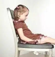宝宝一不满足就发脾气哭闹,这样做轻松搞定