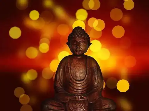 佛说静坐常思己过,闲谈莫论人非