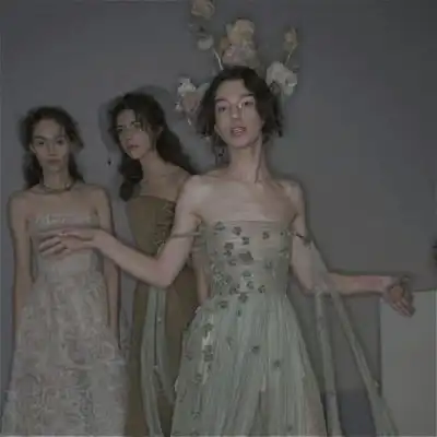 高级感小众女头这吹不出褶的平女生头像我要个性网