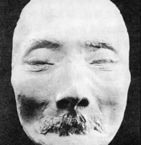 鲁迅先生去世后,日本朋友为他做了一件东西,现已是国家一级文物
