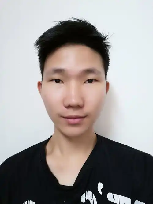 90后小伙用软件制作恶搞换脸效果图片预览网友有几张吓到我了