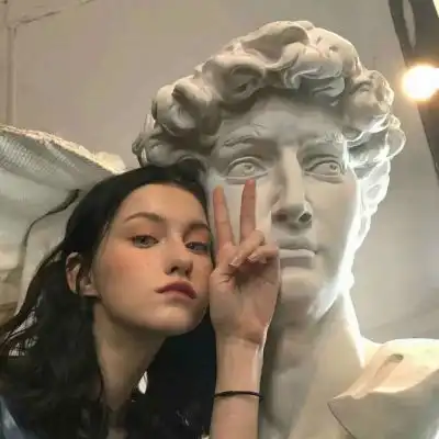 好看欧美女头像,爱自已爱生活的女人