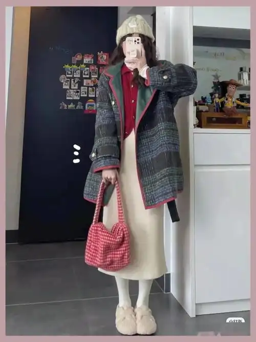 学生党必备丨26套甜美奶油色冬季穿搭,保暖又显白,绝了