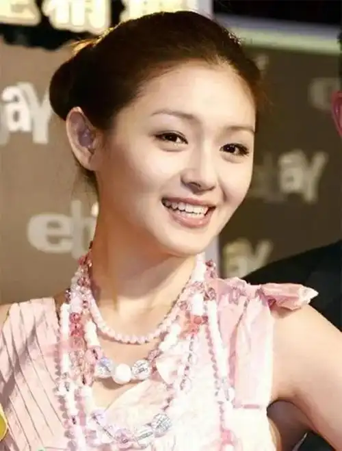 汪小菲生命中的两位大女人,一个是真强的张兰,一个是真犟的大s