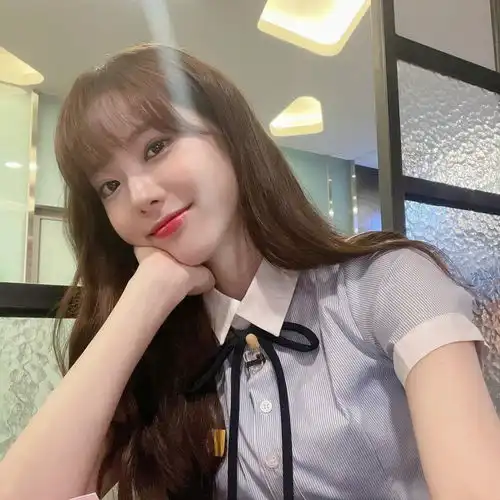 李luda李露朵又有新的甜妹啦