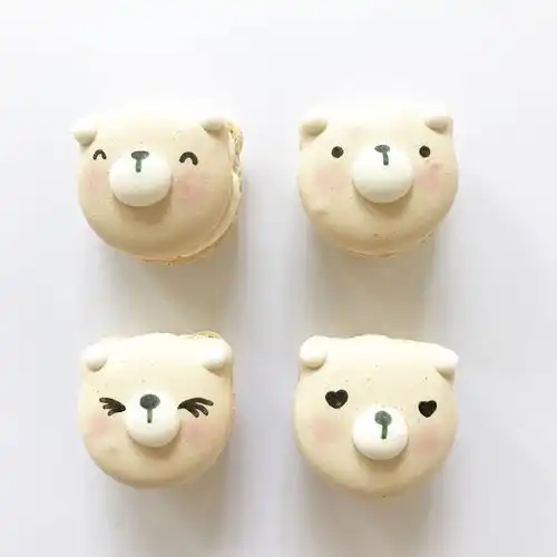 轻松熊马卡龙
