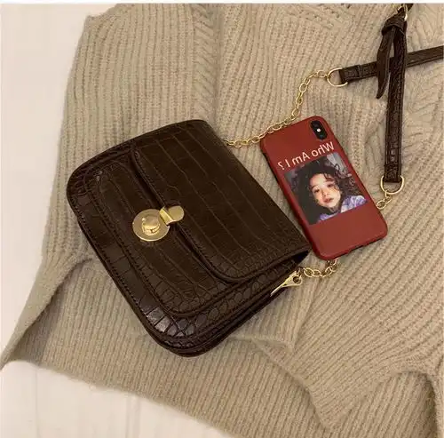 超火包包女新款潮时尚鳄鱼纹小方包韩版潮流百搭高级感ins斜挎包单肩包