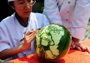 c罗梅西变身西瓜太郎大厨雕西瓜助阵世界杯6721980男人图片库大视野