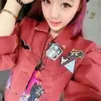 穿红衣服侧脸女生头像微信头像图片大全