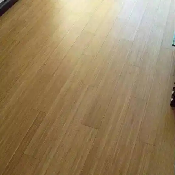 越来越多人家里不铺瓷砖和木地板了,现在都流行铺这种,省钱实用