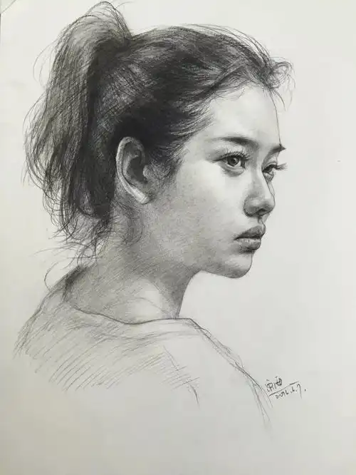 吴越名师刘泉海毕业于中国美院雕塑系的教学校长,学生们的良师益友
