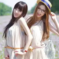 求两姐妹qq皮肤