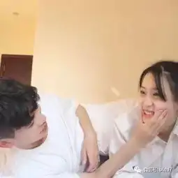 情侣头像成熟稳重一左一右情侣