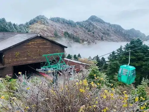秦岭最高峰,太白山漫天飞雪啦