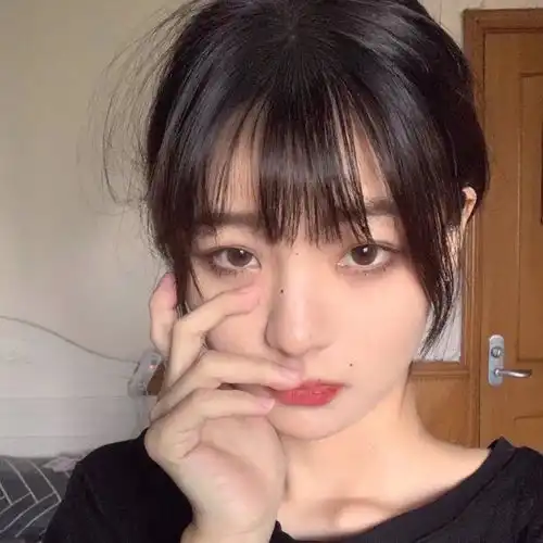 女1.