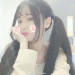哪位大佬告诉我这个p图软件是什么跪求啊