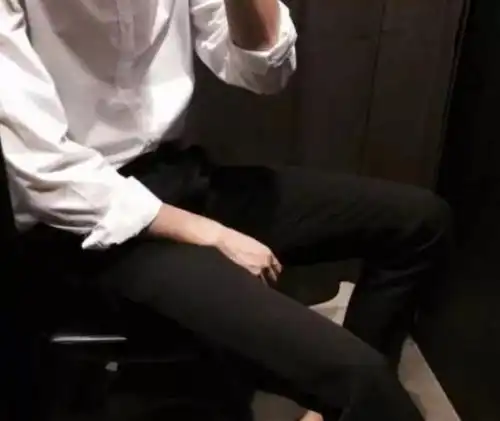这些星座小时候当孩子王,长大后当领导,指挥官是从小做起