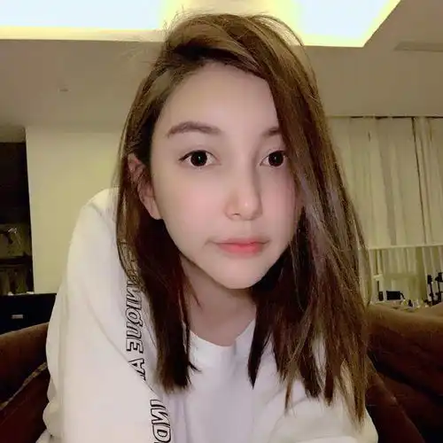 薛之谦前女友李雨桐,宣布当妈妈,小宝宝好可爱新男友颜值抗打