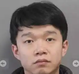 即便贩毒也不吸毒的周立波涉毒涉枪在美被捕,正在过堂的他会面临何种惩罚