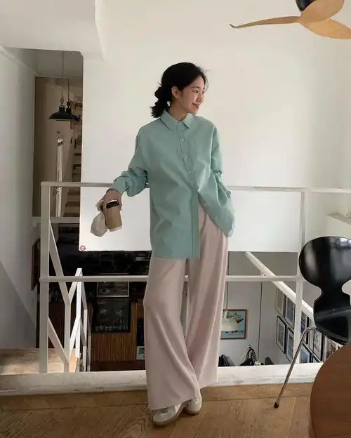时髦精必看2021衬衫持续流行,早知道早美