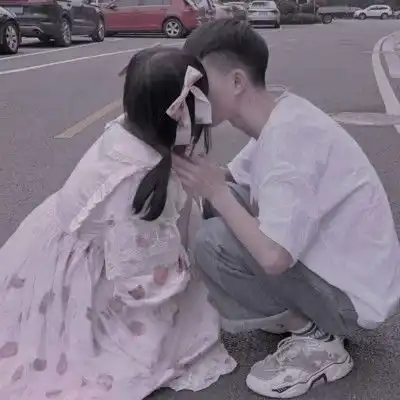 神仙情头扎心丧句我在等一个人,可以陪我很久很久的人