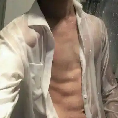 有腹肌的男生头像