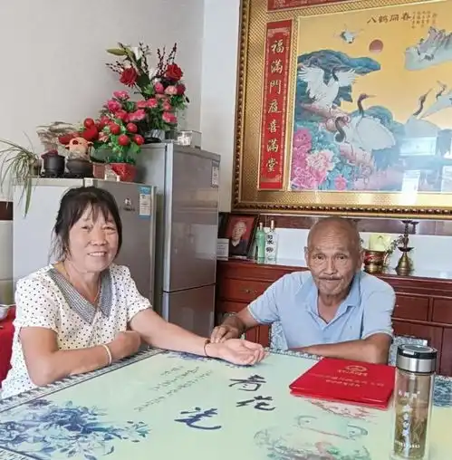 中医传承路上的传奇人物非遗大师郑士贵