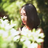 想大方假洒脱的离开你意境头像