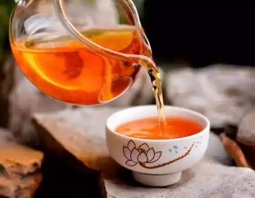人走心,茶走胃,伏天喝茯砖茶最好