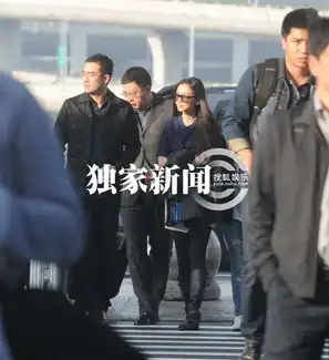 独家baby墨镜遮素颜酒店出门直奔机场6660250