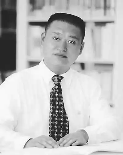 破五唯后,立新标应以特色发展为出发点