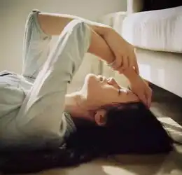 男人竟是这样隐藏小三的号码的笑喷了