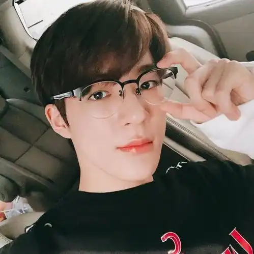 头像nct李帝努合集