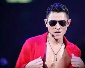 改了名后爆红的几位大明星,最后一个改的太好了