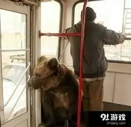 每日奇葩逗比内涵图听说这妹子是lol最强王者