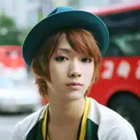 帅气男孩qq头像我是跑调小王子