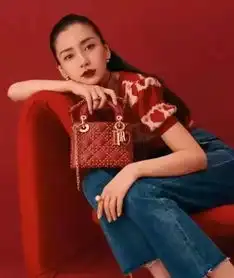 全年都能穿的针织短袖竟然被认为是时尚难题