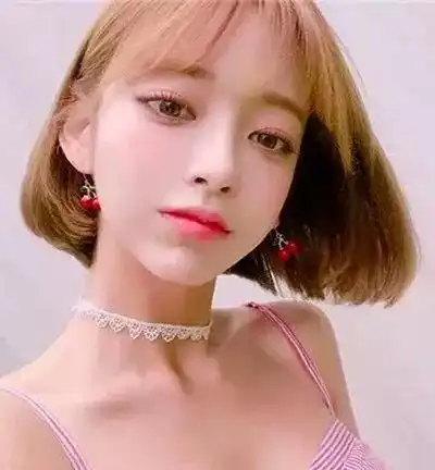 矮个子适合什么发型其实不同的身高发型也不同