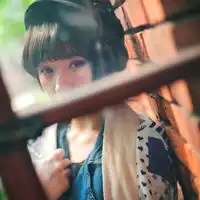 漂亮的带几何的女生头像唯美微信头像图片大全