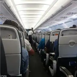 英国航空公司电脑故障致大量旅客滞留组图