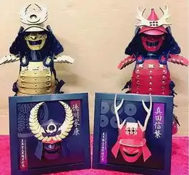 日本铲屎官真会玩宠物武士盔甲受青睐