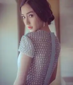 angelababy短发造型,复古时髦变身假小子